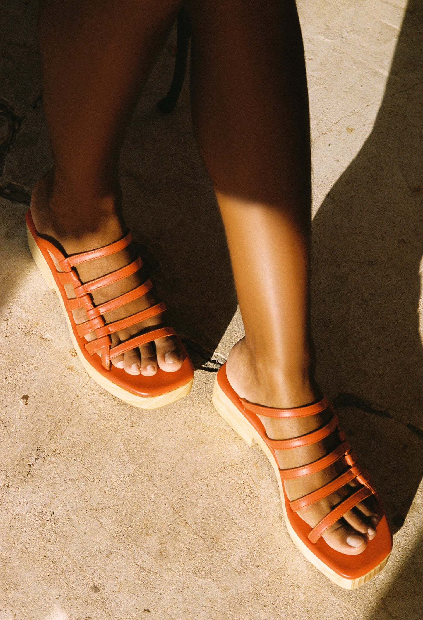 GARDENIA WEDGE SANDAL ORANGE